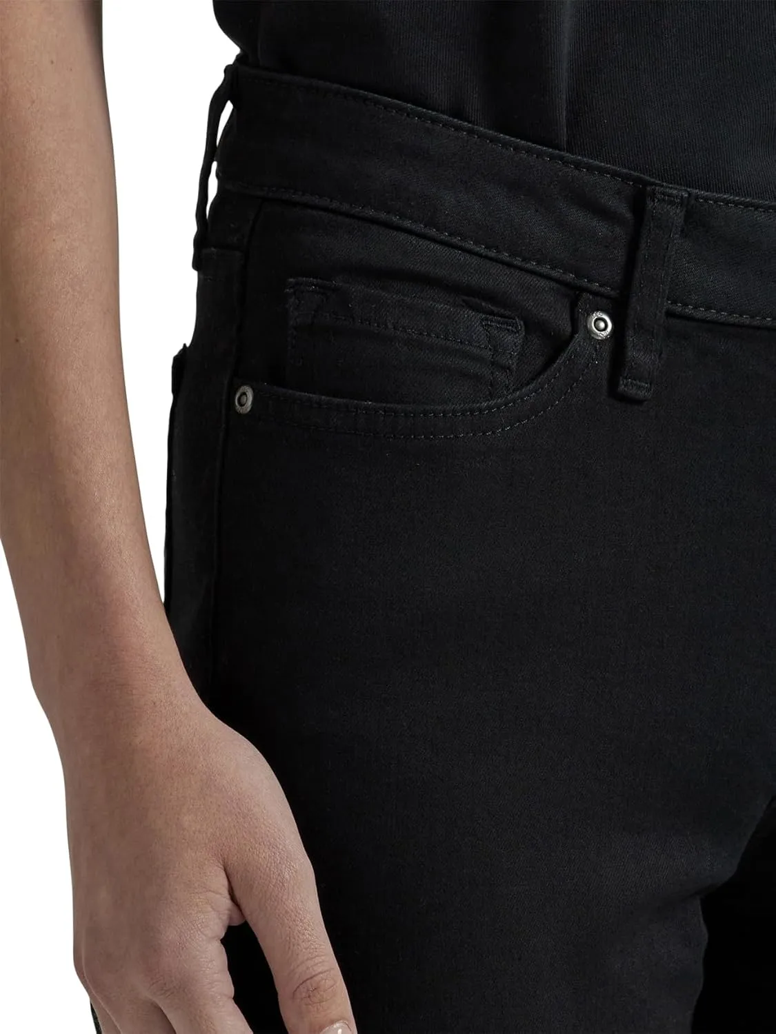 Lee Women's Legendary Mid Rise Straight Leg Jean
