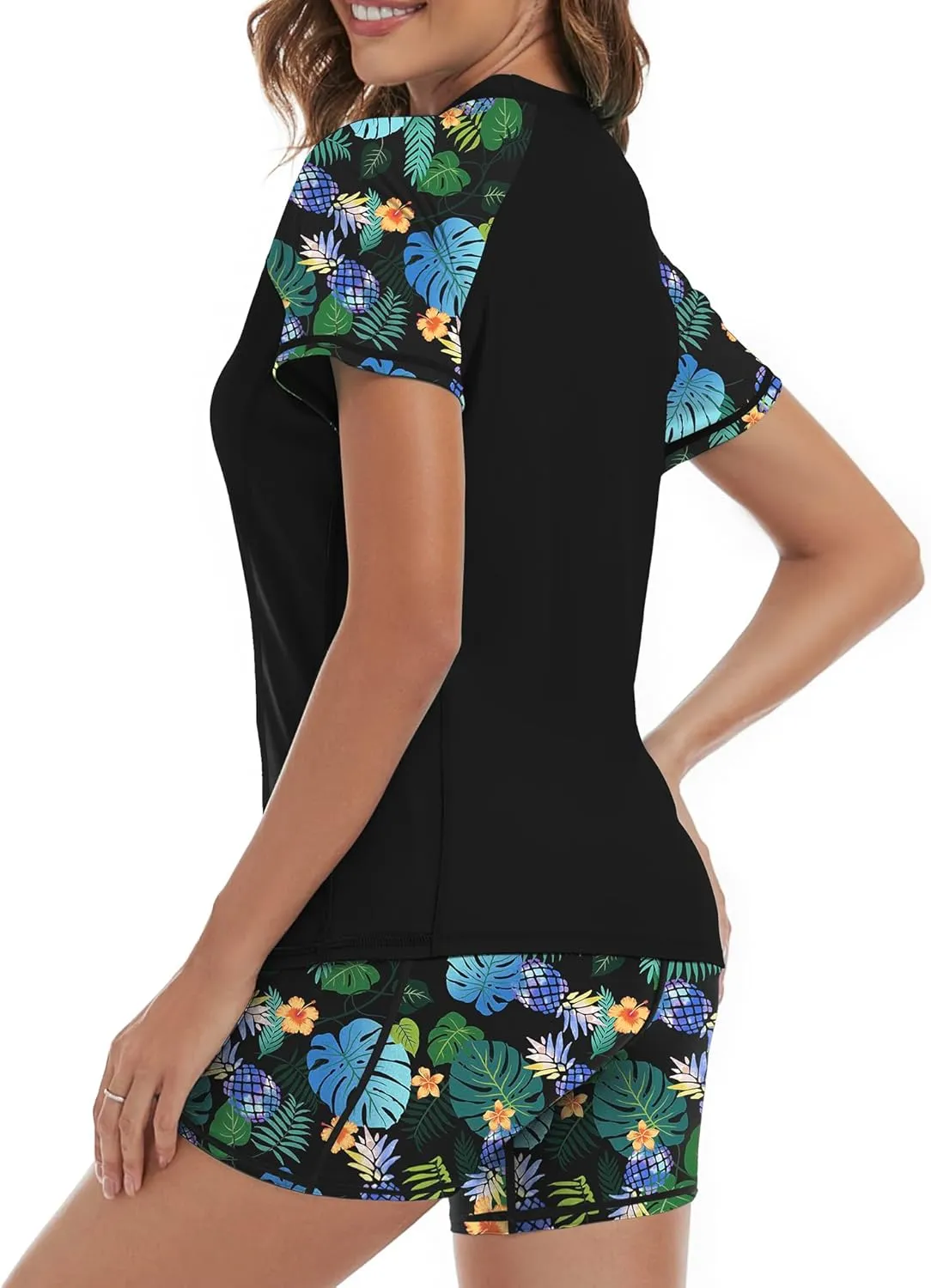 Tournesol Women's Rash Guard 2 Piece Short Sleeve Swim Shirt with Shorts Swimsuit with Bra Bathing Suit Plus Size with Pocket