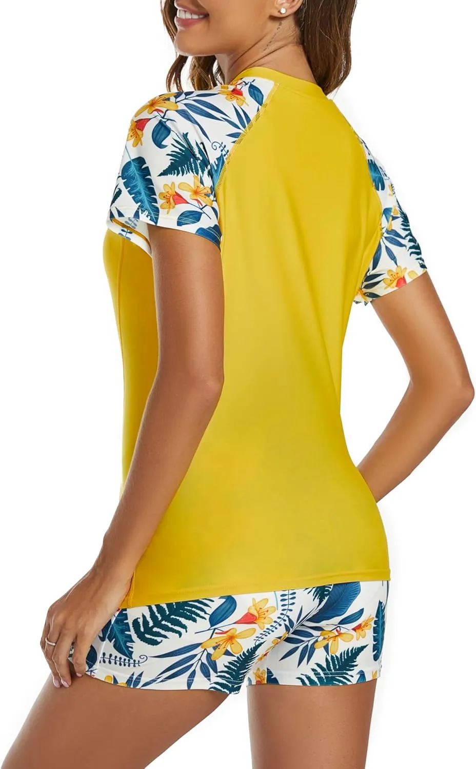 Tournesol Women's Two Piece Rash Guard Short Sleeve UPF 50  Swim Shirt Bulit in Bra Swimsuit with Boyshorts Bottoms