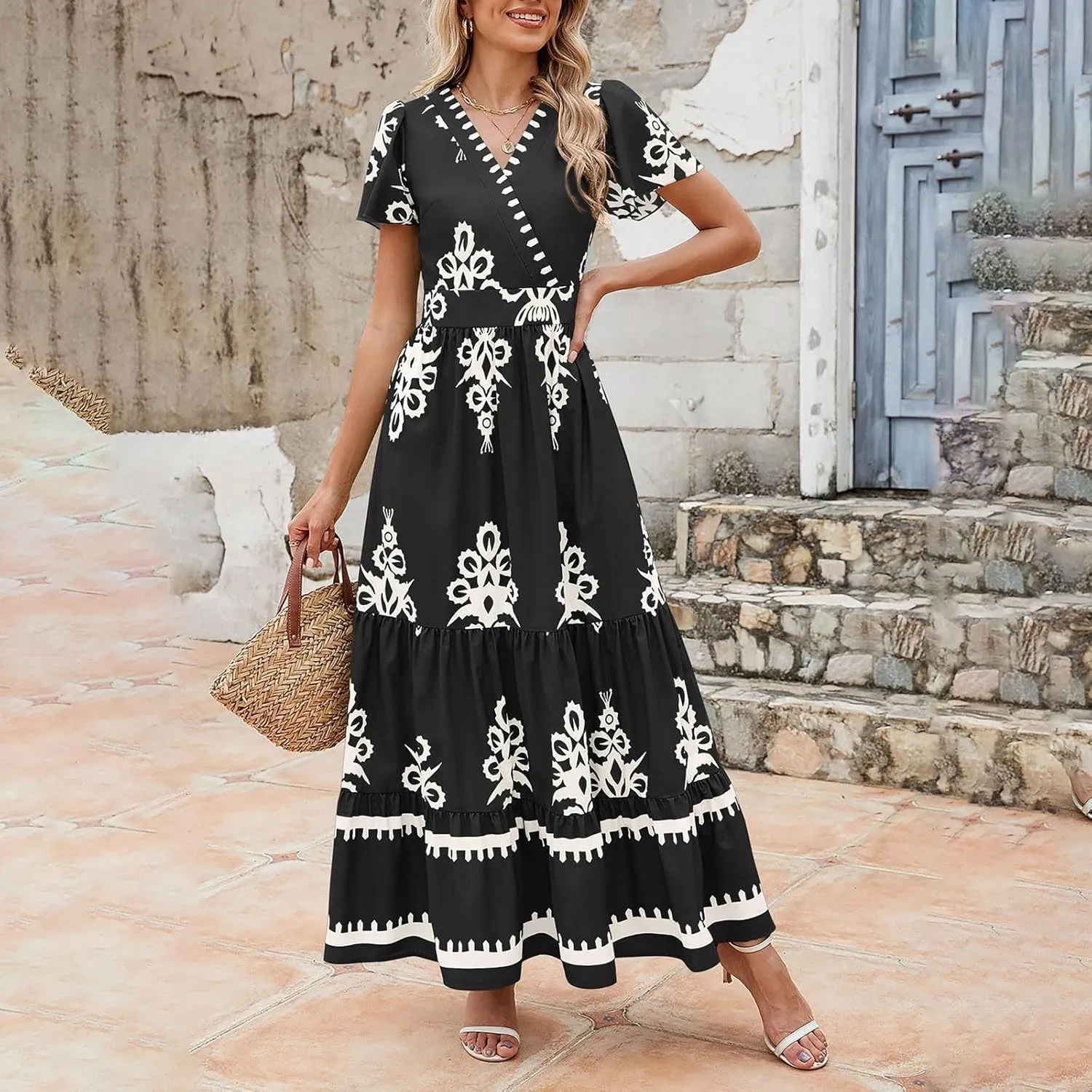 Womens Boho Floral Summer Maxi Dress Casual V Neck Aline Bell Sleeve Tiered Flowy Dresses for Women 2025