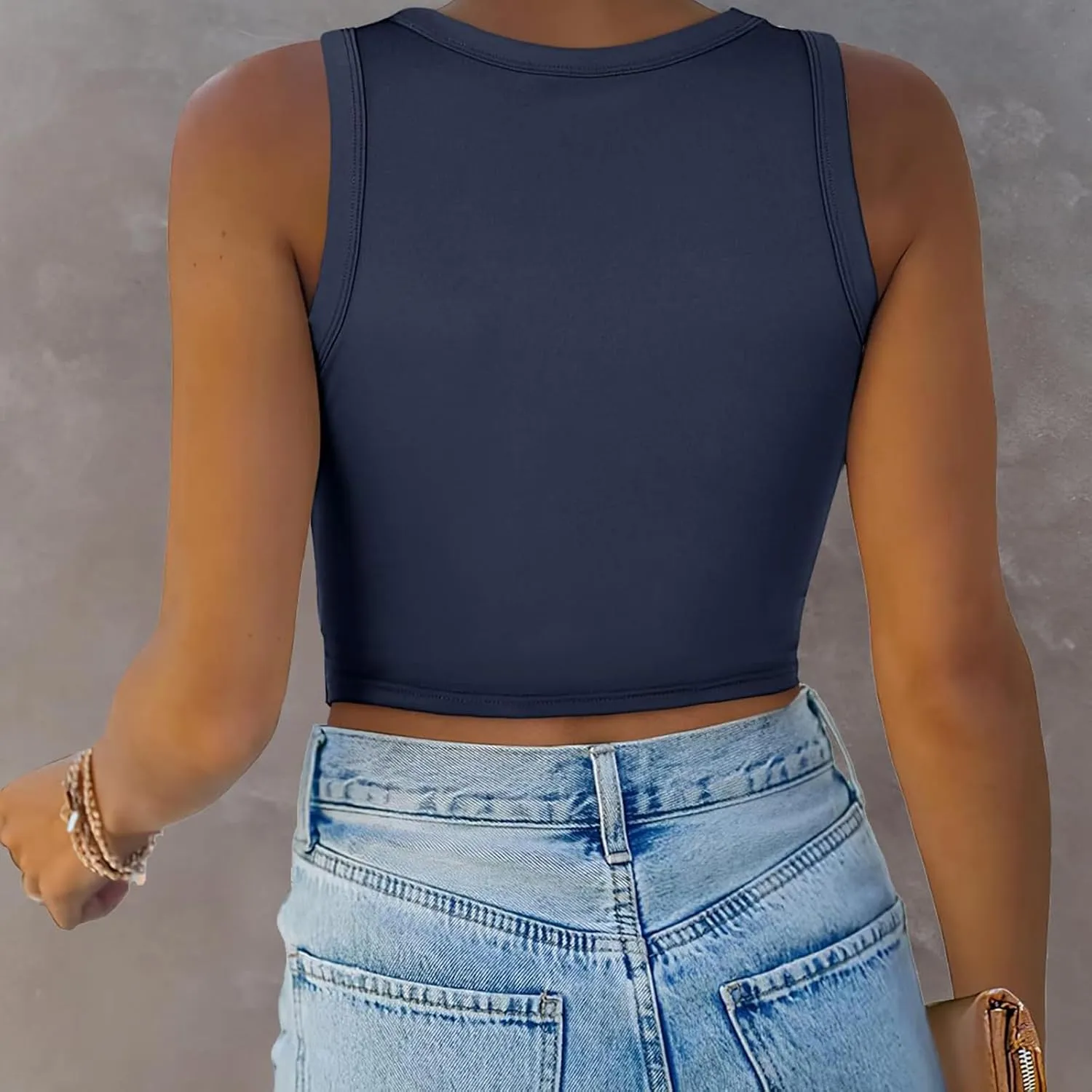 Womens Sleeveless High Neck Tank Tops Trendy Going Out Crop Tops Shirts Casual Basic Slim Fit T Shirts Workout Yoga Tops