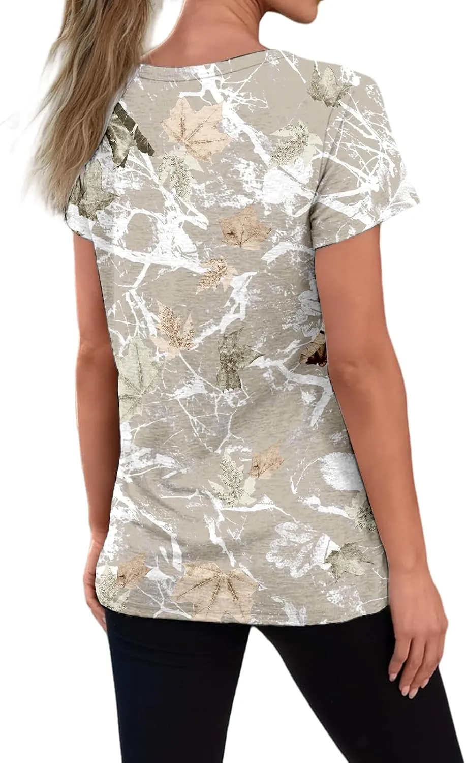 Womens Tops 2025 Casual Maple Leaf Print Graphic Tee Tops Fashion Summer T Shirts Comfy Crew Neck Short Sleeve T-Shirts